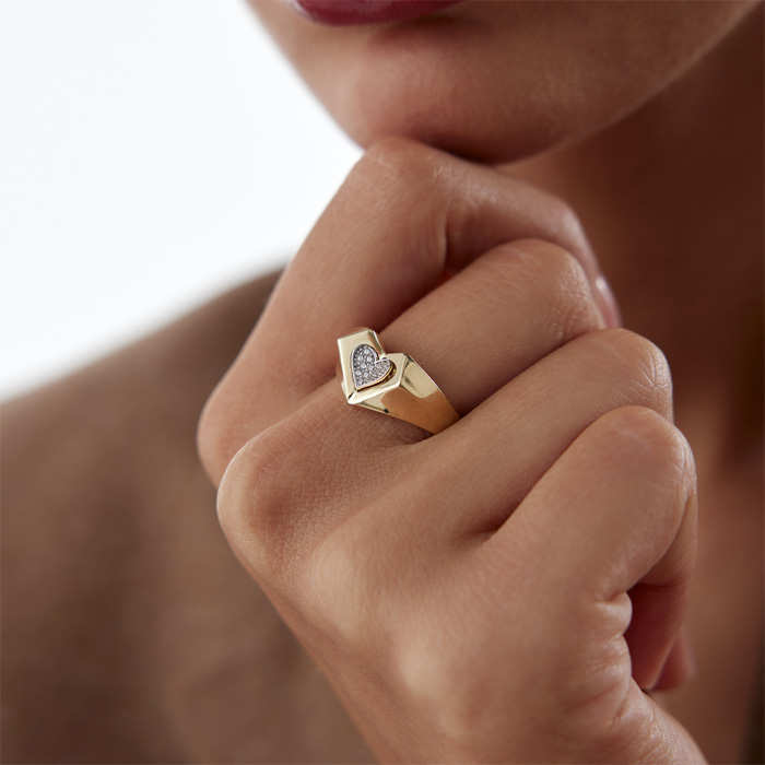 Kalp Kesim Taşlı Yüzük - Özer