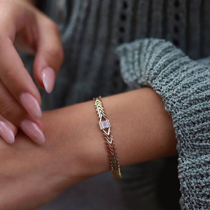 Kare Bagetli Balık Sırtı Bileklik - 1