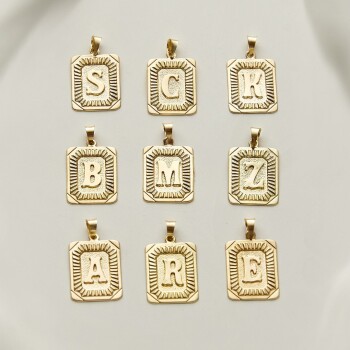 Kare Nostalji Harf Kolye Ucu - Özçelik