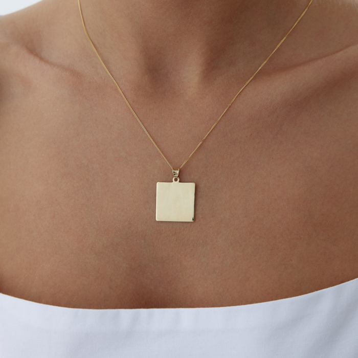 Kare Plaka Kolye - Gökhan Bera