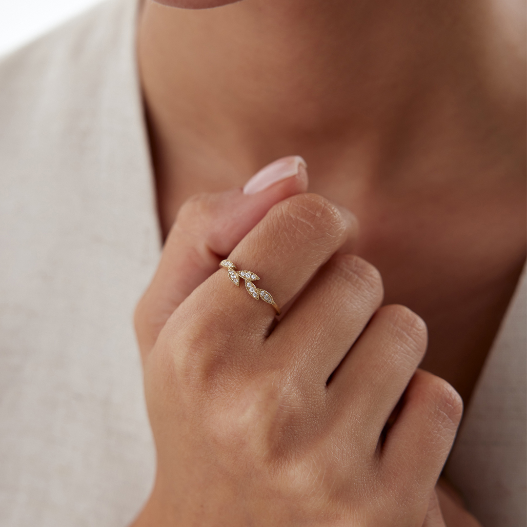 Karşılıklı Yaprak Taşlı Yüzük - 1