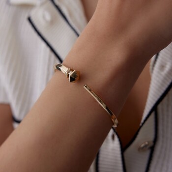 Kavuşamayan Piramit Kelepçe - Mamuş (1)