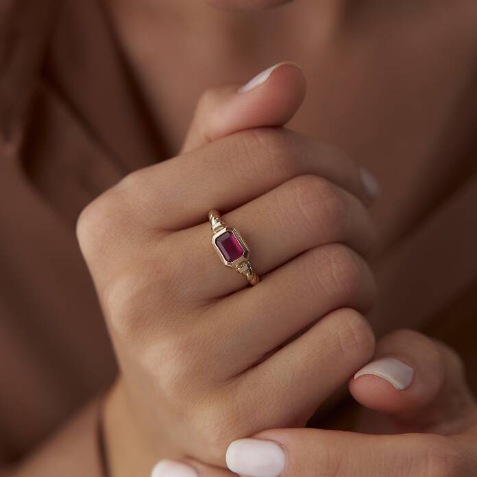 Kırmızı Baget Burgu Yüzük - 1