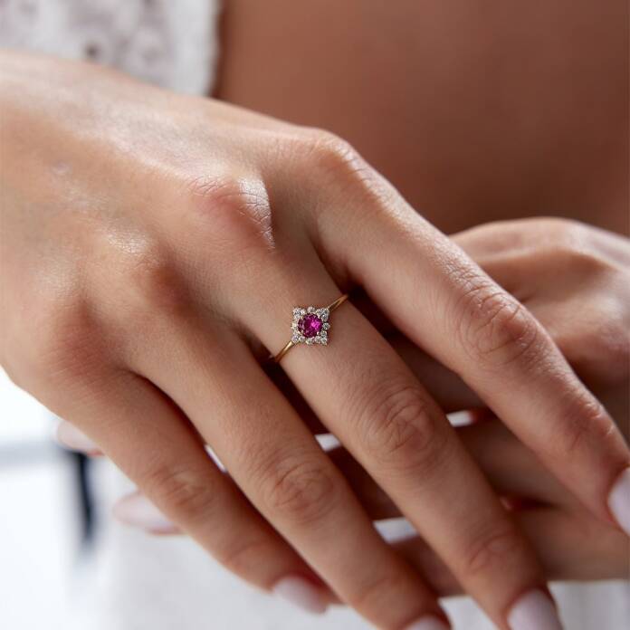 Kırmızı Taşlı Prenses Yüzük - 1