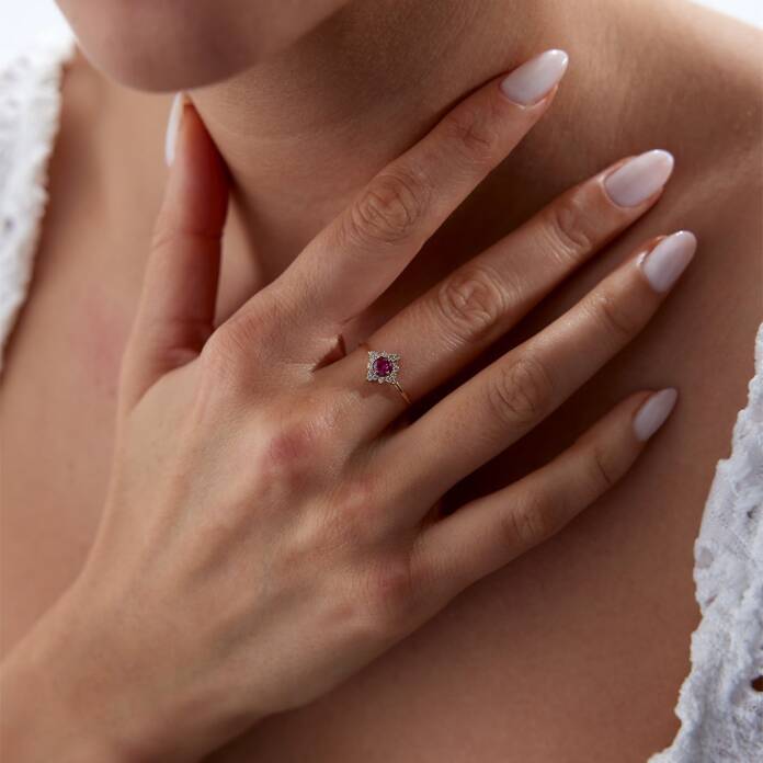 Kırmızı Taşlı Prenses Yüzük - 3