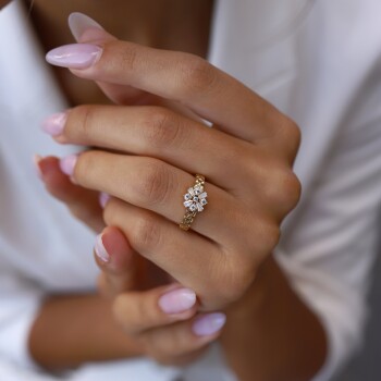 Kordon Aşk Çiçeği Yüzük - Nüans