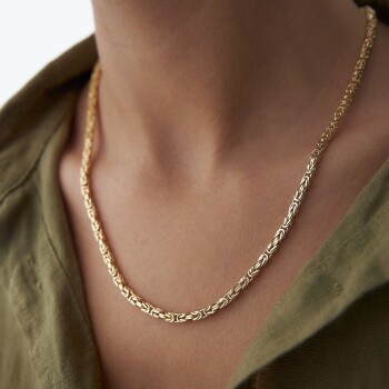 Kral Zincir - İstor