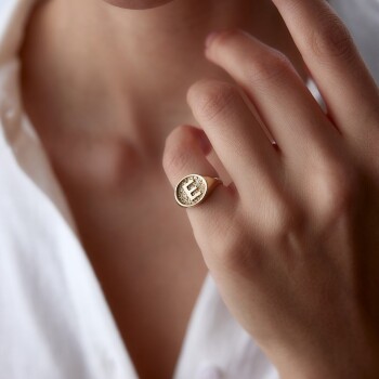 Kumlu Plaka Harf Yüzük - Melike (1)