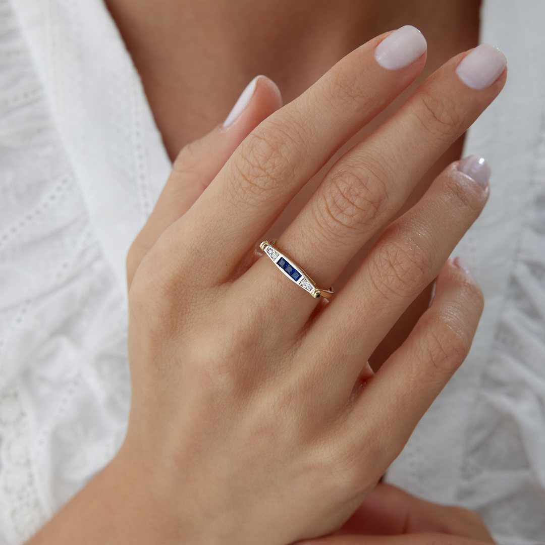 Laci Dione Yüzük - 1