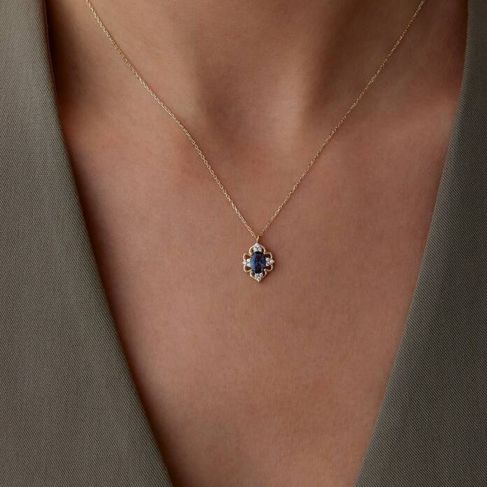 Lacivert Taşlı Queen Kolye - 1