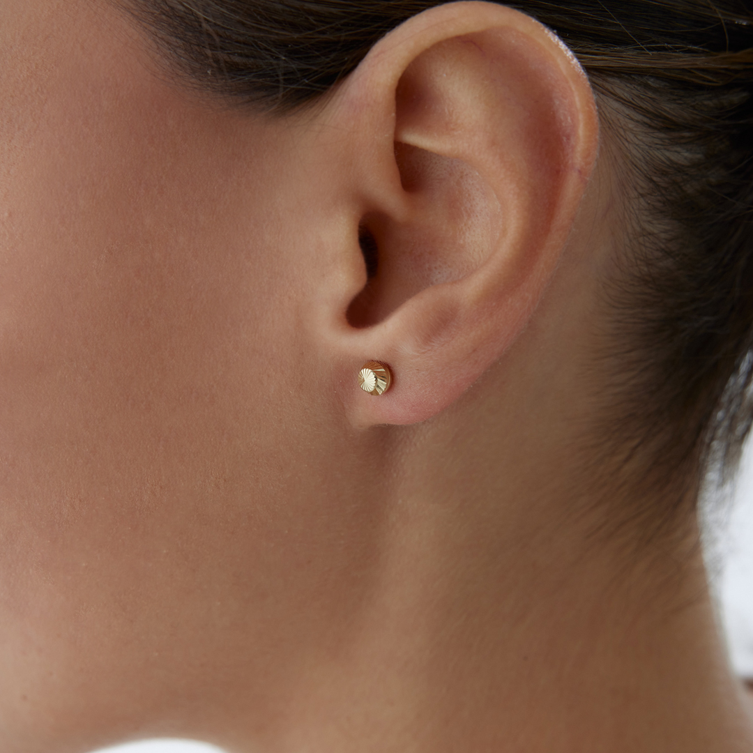 Medium Yan Çizgili Top Küpe - 2