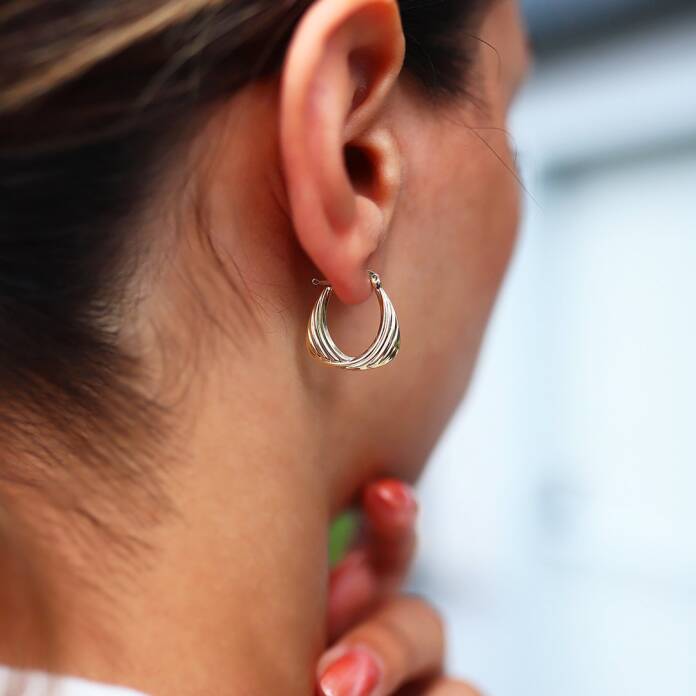 Line Burgu Küpe - 1