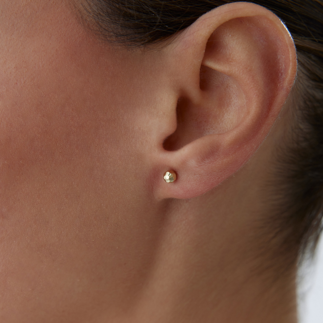 Medium Dövme Top Küpe - 1