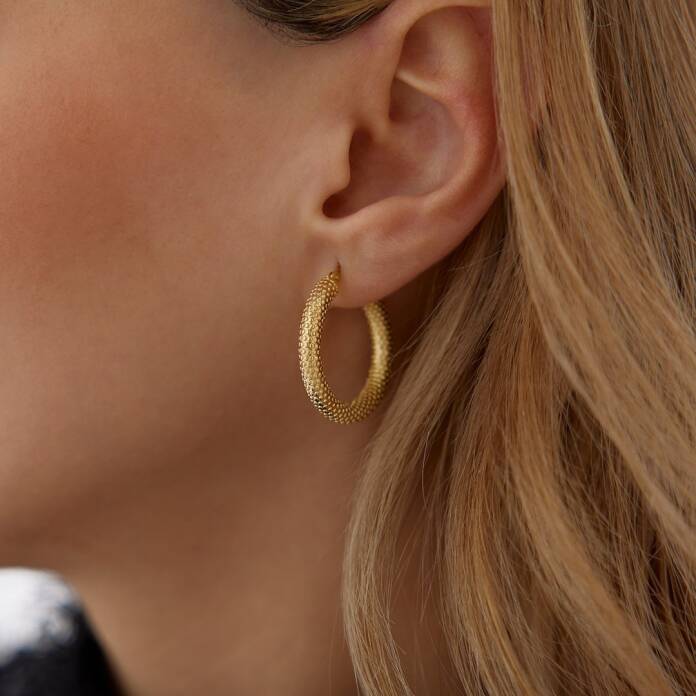 Medium Yılan Derisi Kabartma İtalyan Halka Küpe - 1