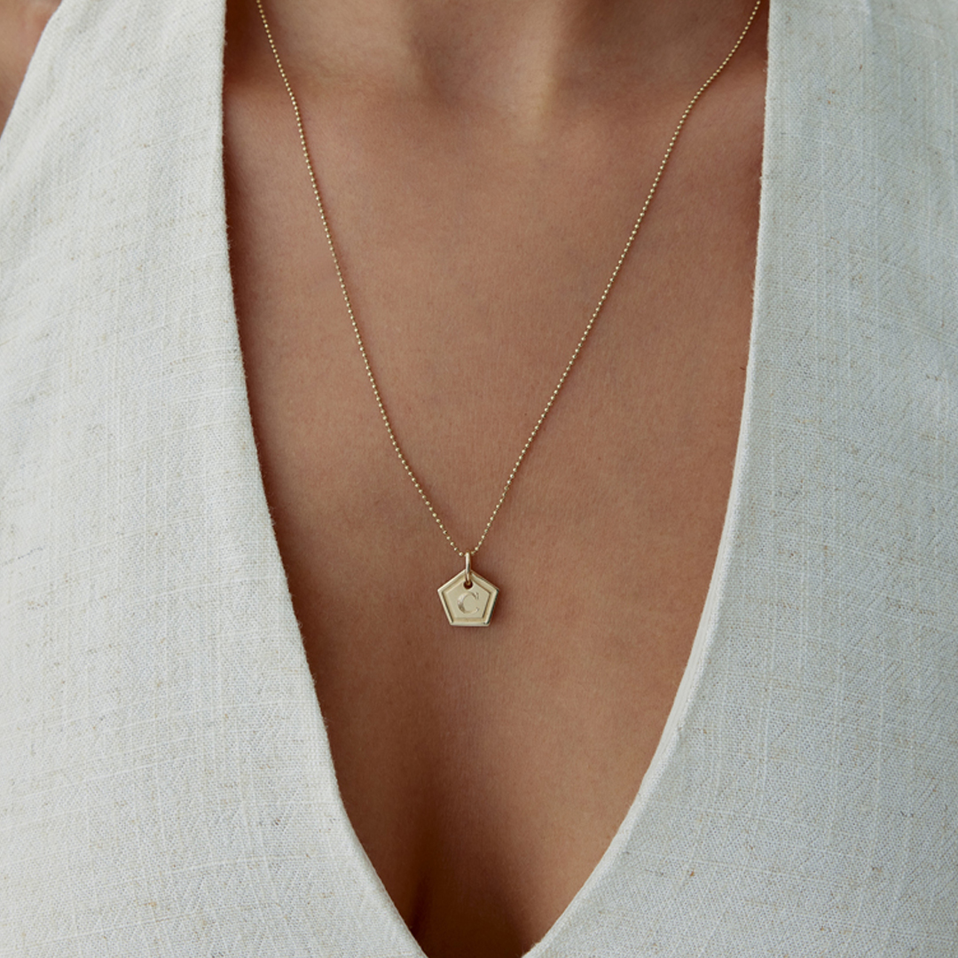 Mini Beşgen Plaka Kolye - 1