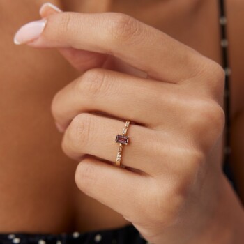 Mor Kare Taşlı Yüzük - Mazi