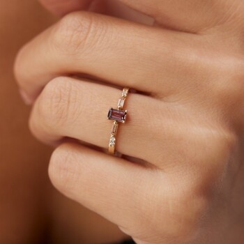 Mor Kare Taşlı Yüzük - Mazi (1)