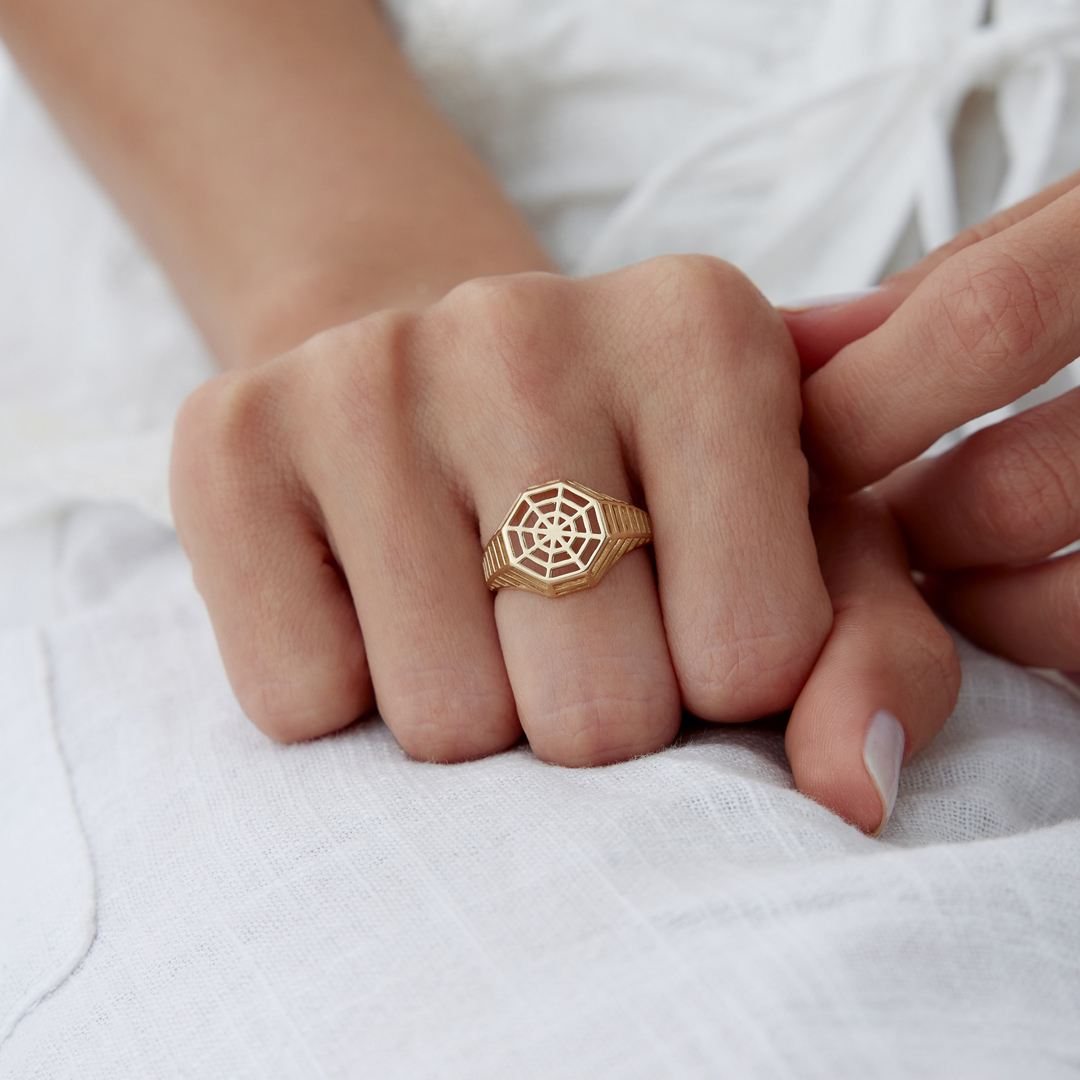 Netra Ağ Yüzük - 1