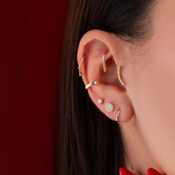On Bir Taşlı Minimal Tragus Piercing - Dianora (1)