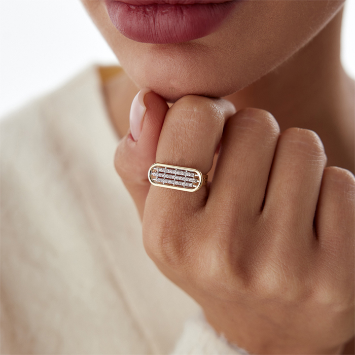 Oval Çerçeve Üç Sıra Taşlı Yüzük - 3