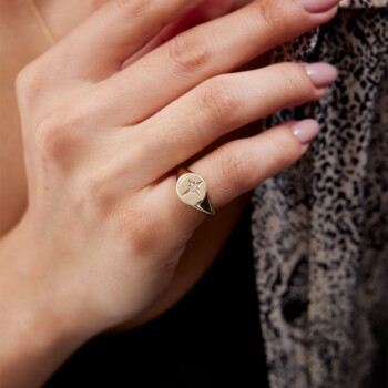 Oval Plaka Kutup Yıldızı Yüzük - Rayna