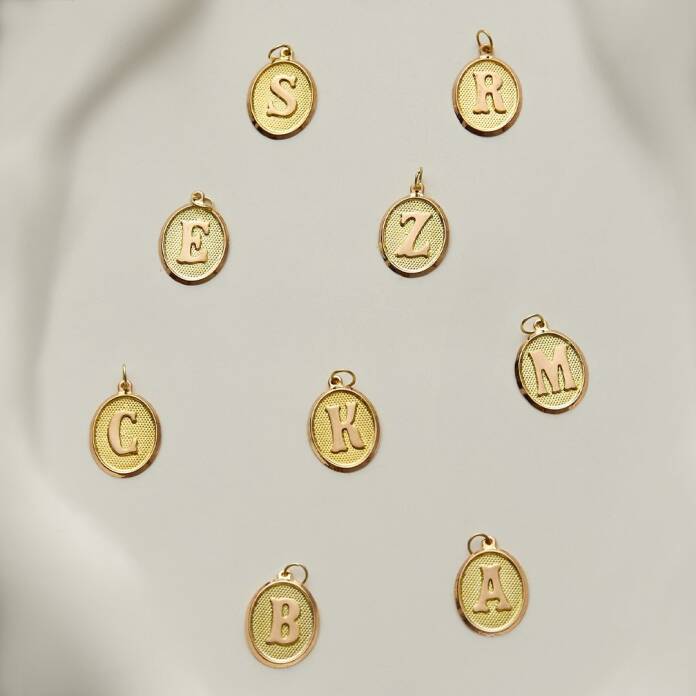 Oval Sıvama Harf Kolye Ucu - 1