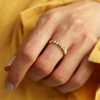 Piramit Sıralı Yüzük - 1