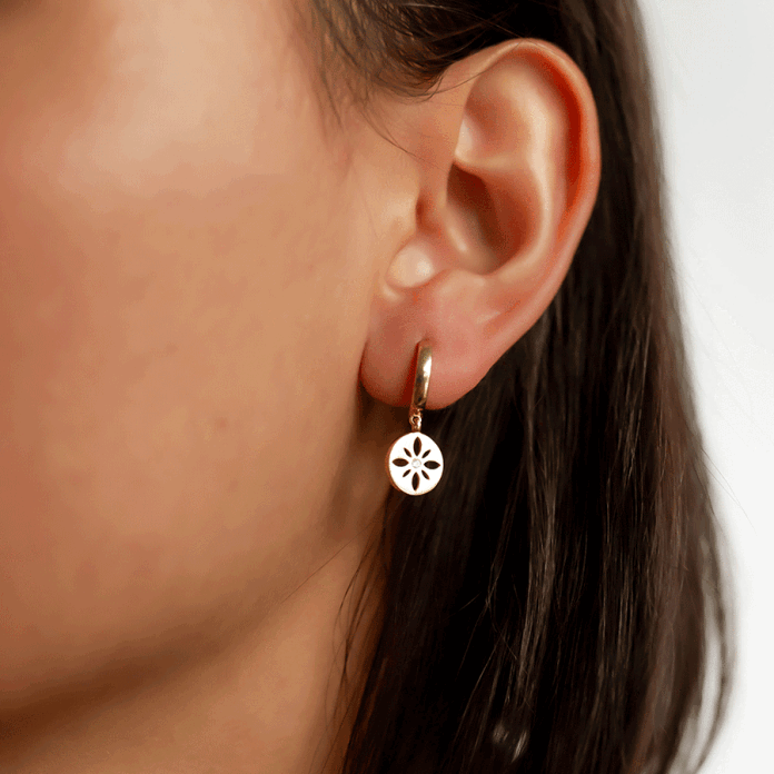 Plaka Modelli Sallantılı Küpe - 1