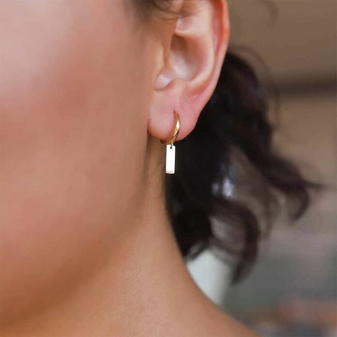 Plaka Sallantılı Küpe - 1