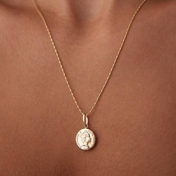 Queen Elizabeth Madalyon Kolye - 1