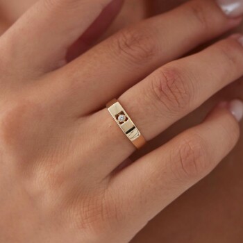 Rectangle Sovalye Yüzük - Rayna