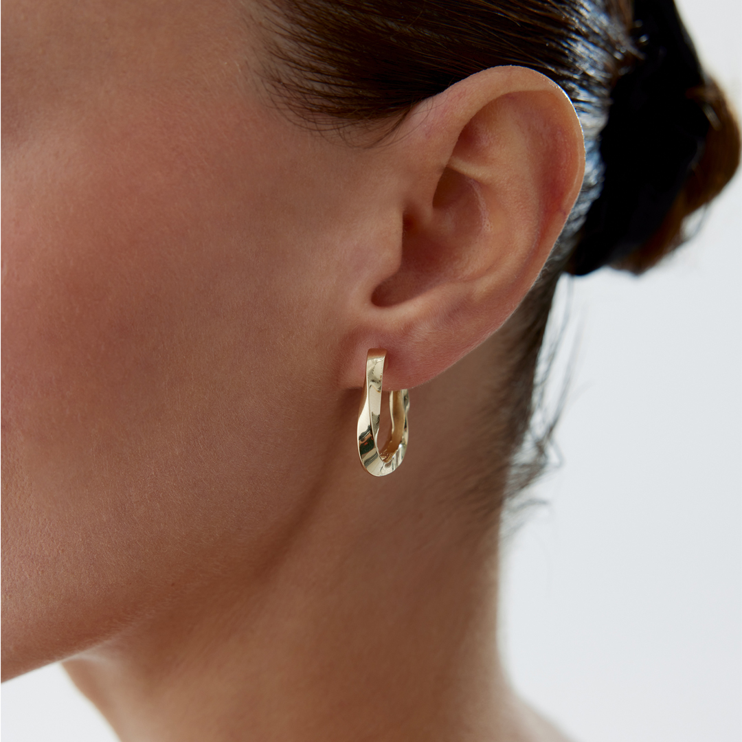 Retro Kıvrım Küpe - 1