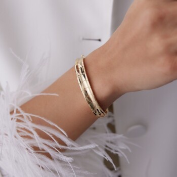 Sıra Dörtgen Kelepçe - Özer (1)