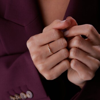 Sıra Taşlı Curve Yüzük - Alen (1)