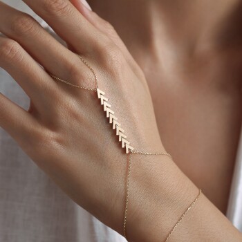 Sıralı V Şahmeran - Rayna