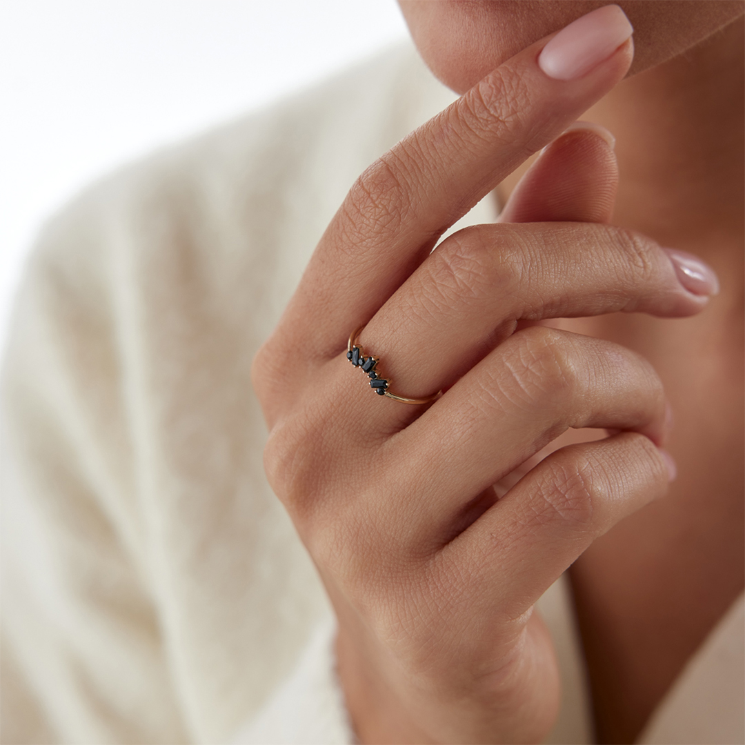 Siyah Baget Taç Yüzük - 2