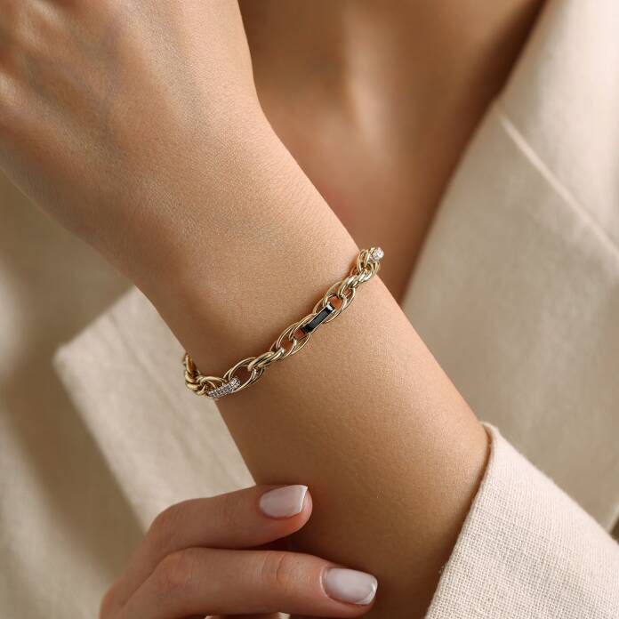 Siyah Detaylı Örgü Bileklik - 2