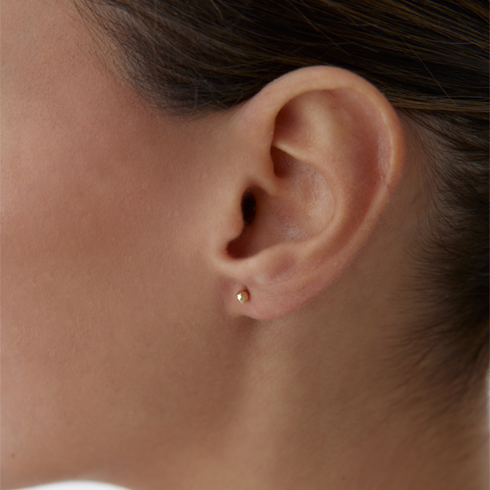 Small Dövme Top Küpe - Melike (1)