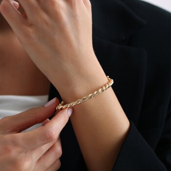 Spagetti Kelepçe - Tuana