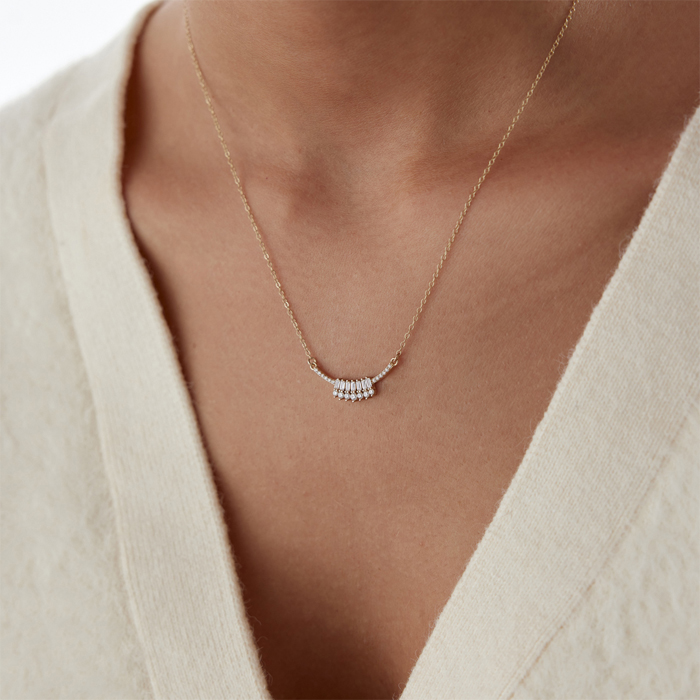 Taç Sıra Taşlı Baget Kolye - Rayna (1)