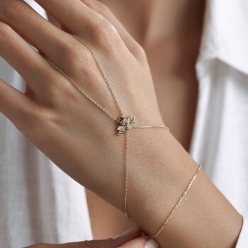 Taşlı Arı Şahmeran - Rayna