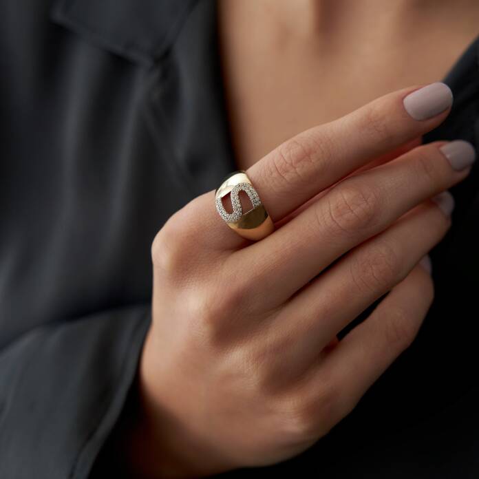 Taşlı Bombe Harf Yüzük - 1