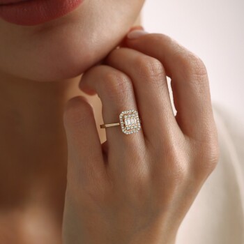 Taşlı Çerçeve Mini Baget Yüzük - Oragold Orhan