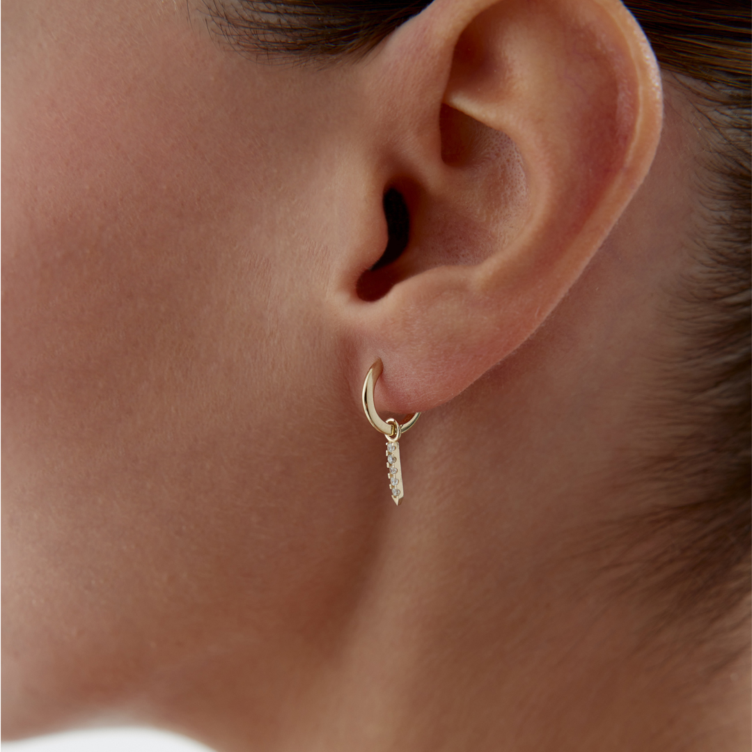 Taşlı Line Küpe - 2