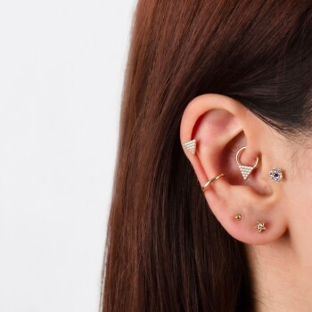 Taşlı Üçgen Motifli Helix Piercing - Dianora (1)