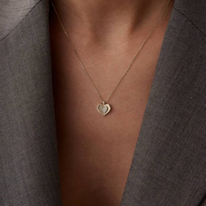 Taşlı ve Çizgili Kalp Kolye - 1