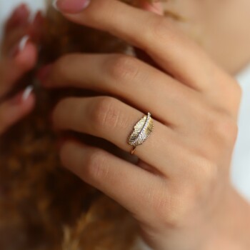 Taşlı Yaprak Yüzük - Alen