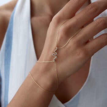 Taşlı Yılan Şahmeran - Rayna