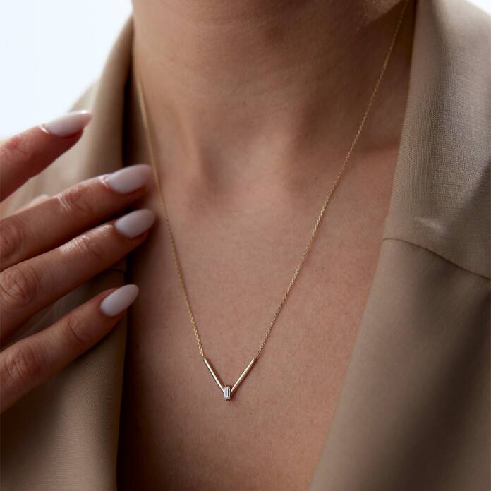 Tek Bagetli V Kolye - 1