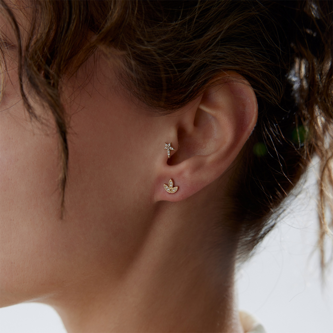 Trefoil Taşlı Küpe - 2